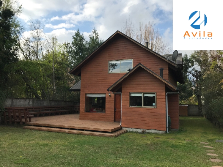 Pucón Terreno 479 m2 Urbano con casa 3D 2B, excelente ubicación COD.VTIN057