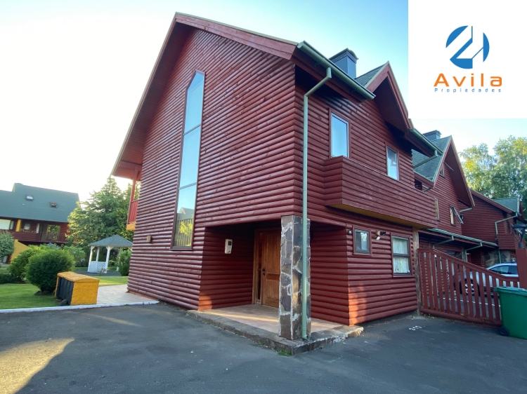 PUCON CASA 4D 3B + sala de estar CONDOMINIO PARQUE FORESTA COD.ACP0150